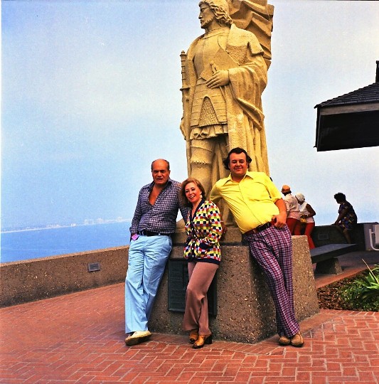 Carmine Infantino, June Foray, and Shel Dorf at 1973 San Diego Comic-Con